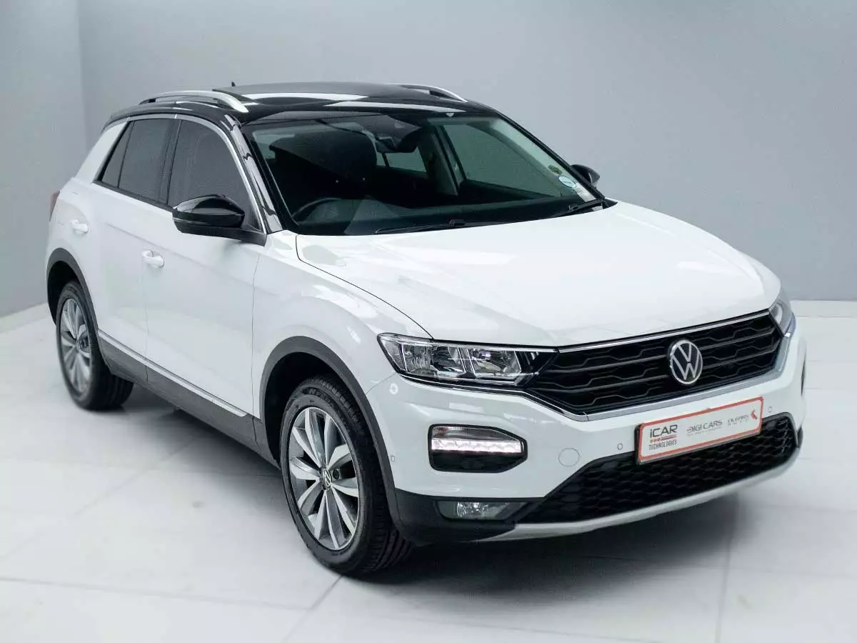 Vehicle Image for 2/17for Volkswagen T-Roc 2.0TSI 140kW 4Motion Design