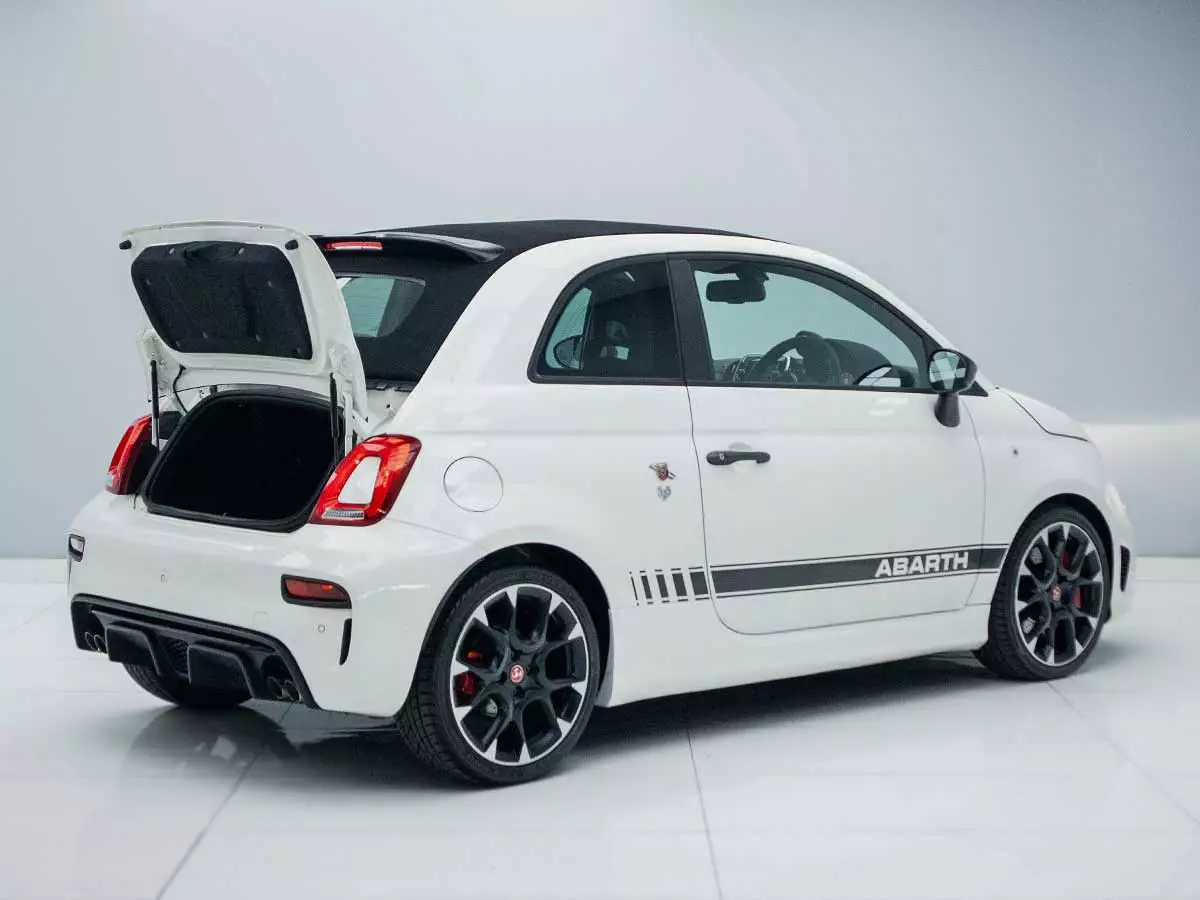 Vehicle Image for 6/17for Abarth 500 500C 595 competizione 1.4T Auto