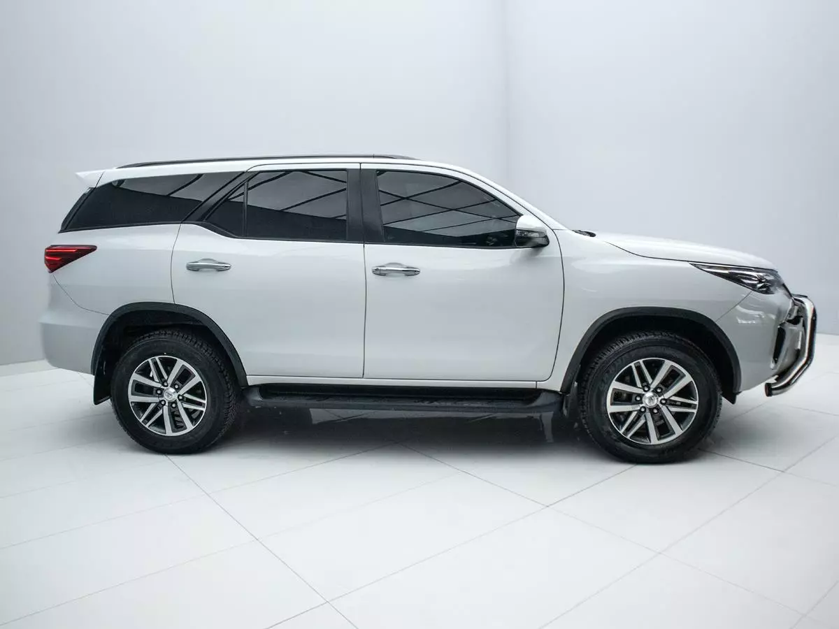 Vehicle Image for 4/17for Toyota Fortuner 2.8GD-6 Epic