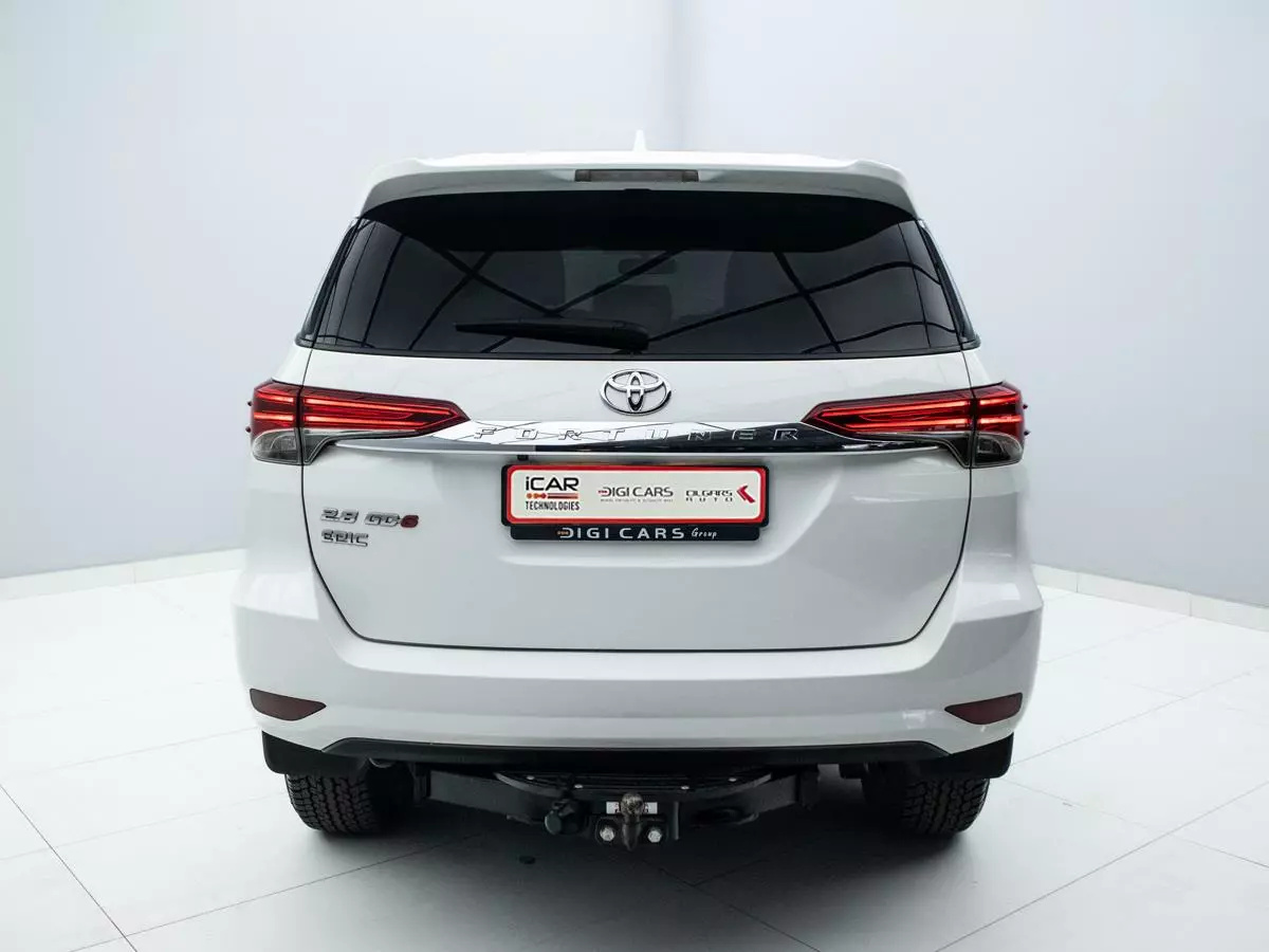 Vehicle Image for 9/17for Toyota Fortuner 2.8GD-6 Epic