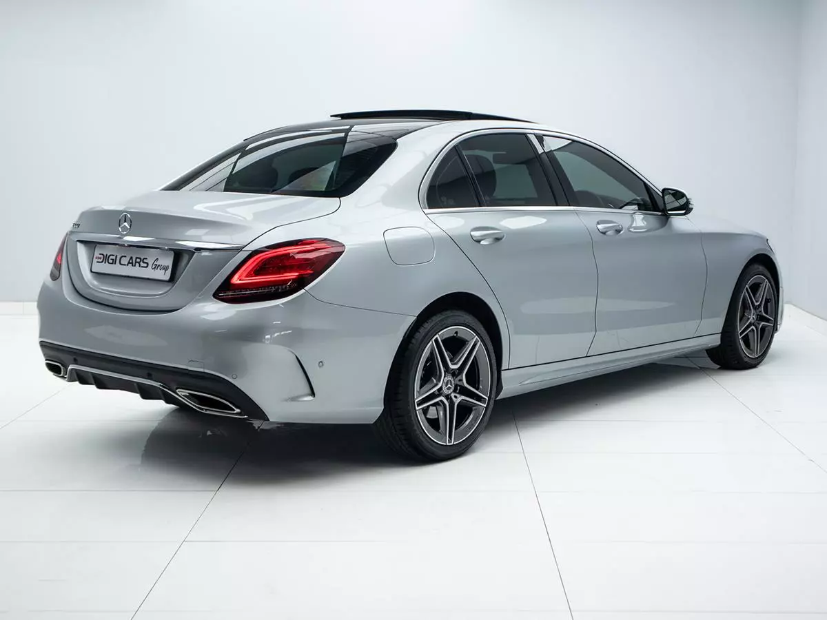 Vehicle Image for 5/17for Mercedes-Benz C-Class C200 AMG Line