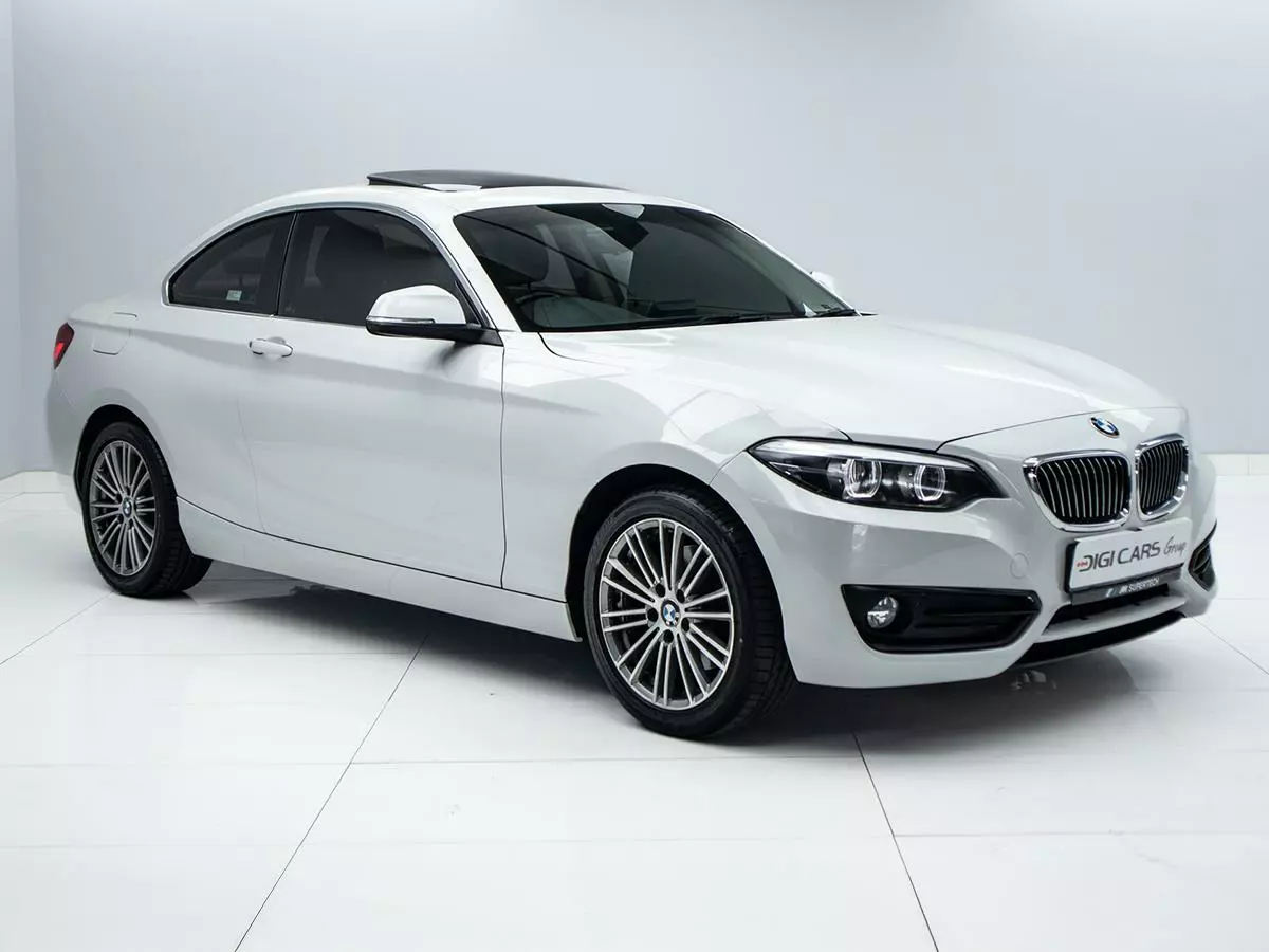 BMW 2 Series 220i Coupe Luxury Auto 2019