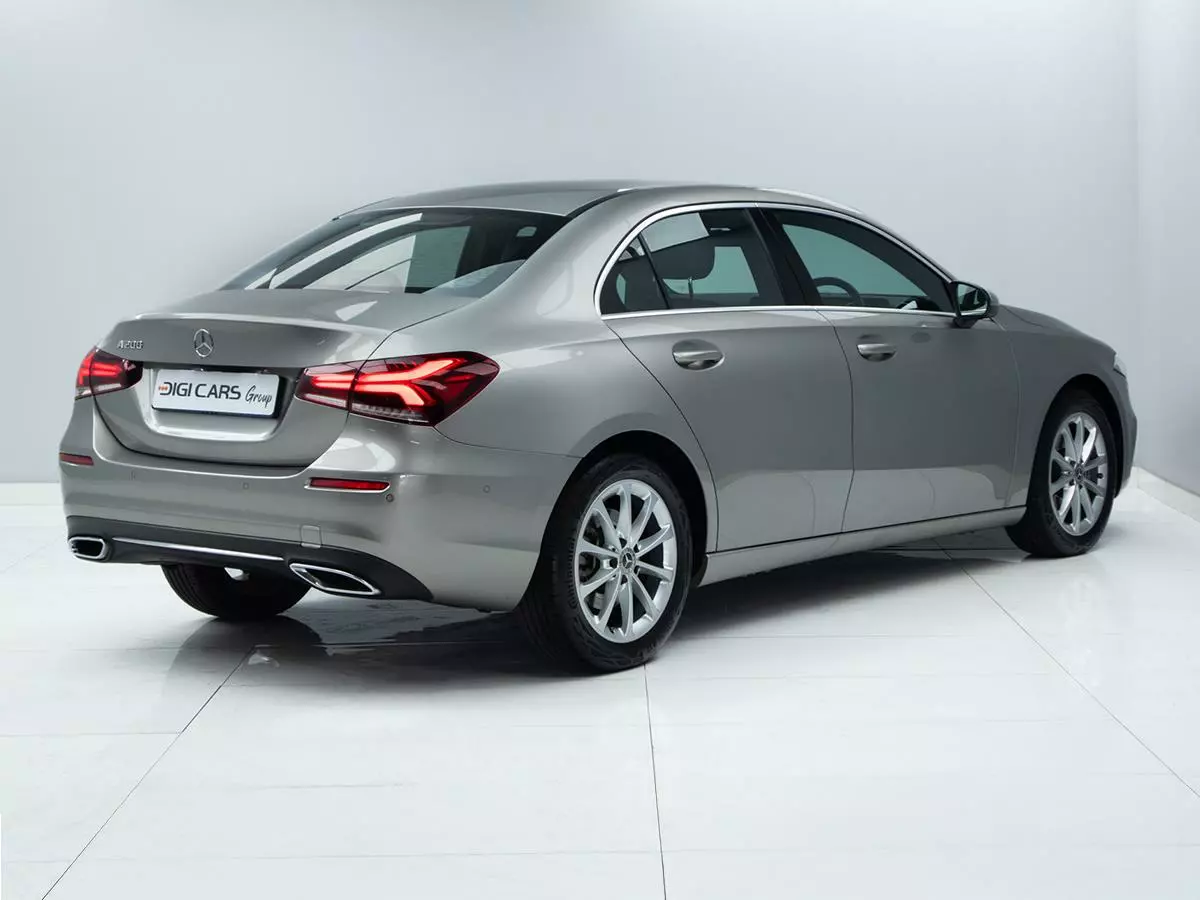 Vehicle Image for 5/17for Mercedes-Benz A-Class A200 Sedan Progressive