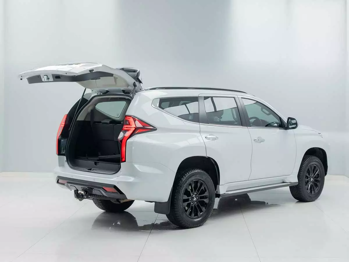 Vehicle Image for 6/18for Mitsubishi Pajero Sport 2.4DI-D Aspire
