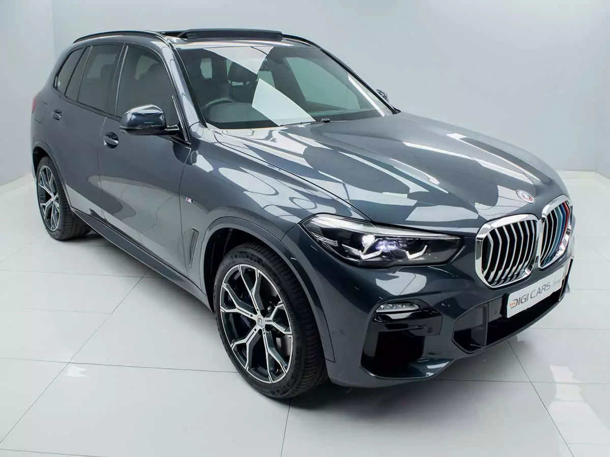 Vehicle Image for 2/17for BMW X5 xDrive30d M Sport