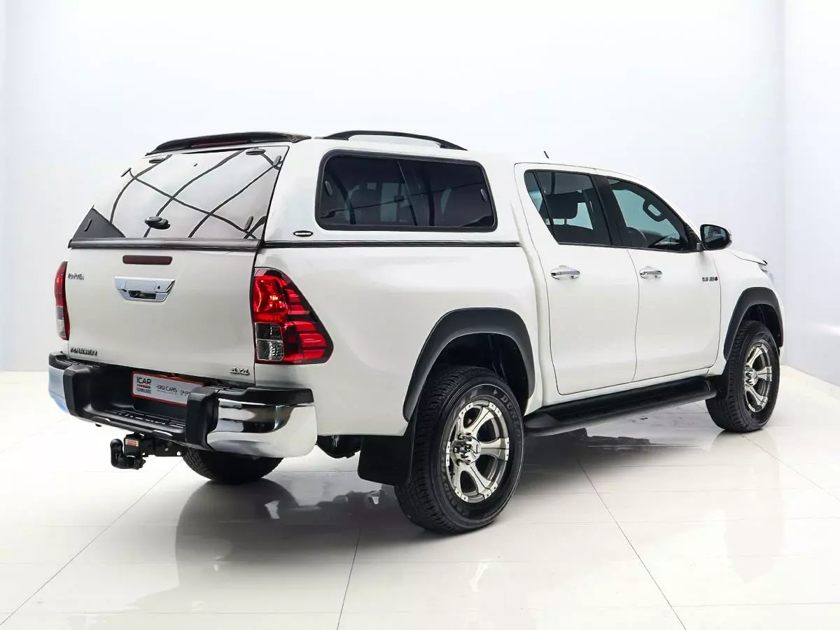 Vehicle Image for 5/17for Toyota Hilux 2.8GD-6 Double Cab 4x4 Raider Auto